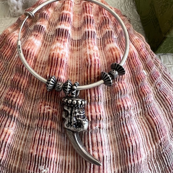 GUCCI - Anger Forest Mismatched
Hoop Clip Earrings - SS925 - Picture 11 of 14